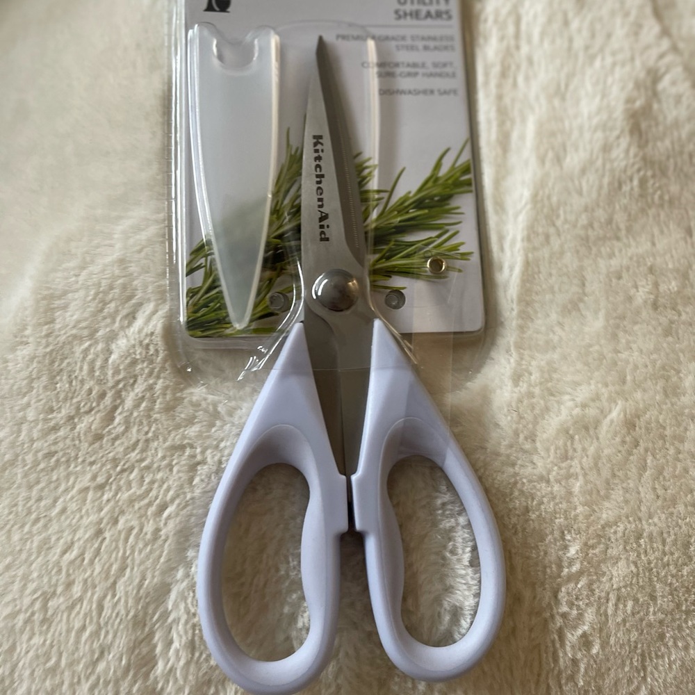 NEW KitchenAid Shears Scissors: Lilac